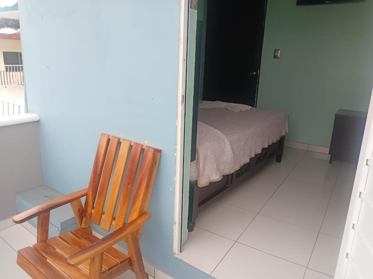 Hotel Acuario Catemaco Buitenkant foto